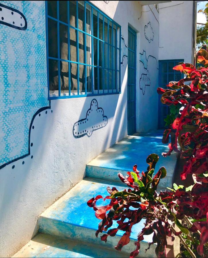ホテル Surf N Roll House サユリタ エクステリア 写真